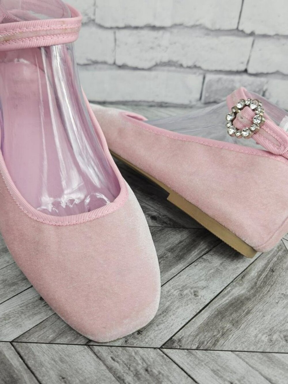 Pink Velvet Shoes Womens 8 Ankle Strap Flats Mary Jane Girlhood Forever 21